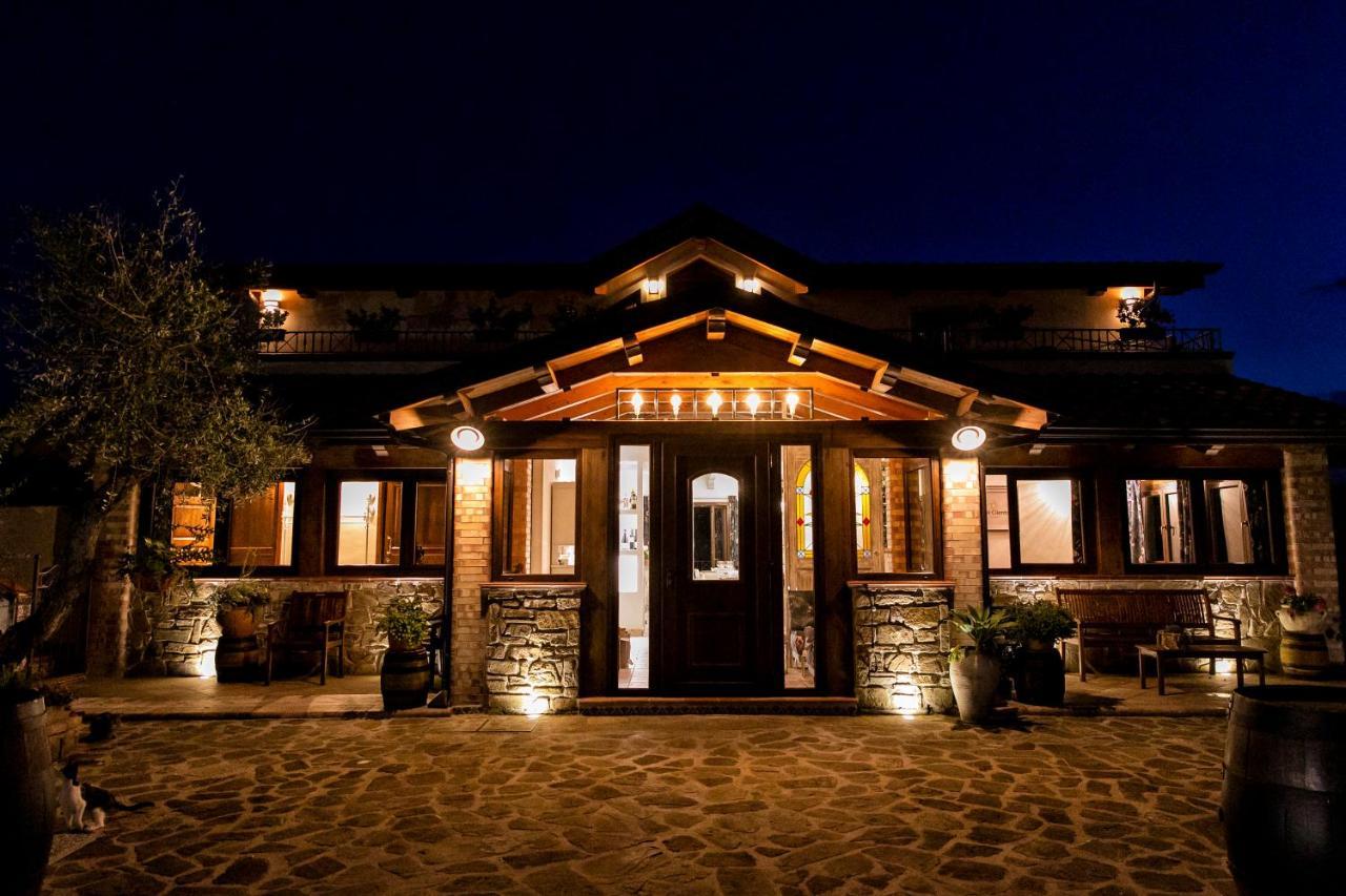 Il Mandorlo Fiorito Bed And Breakfast Ogliastro Cilento Εξωτερικό φωτογραφία
